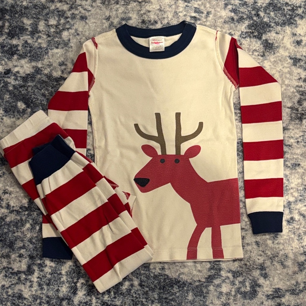 Hanna Andersson Red and Cream Reindeer Pajama Set
